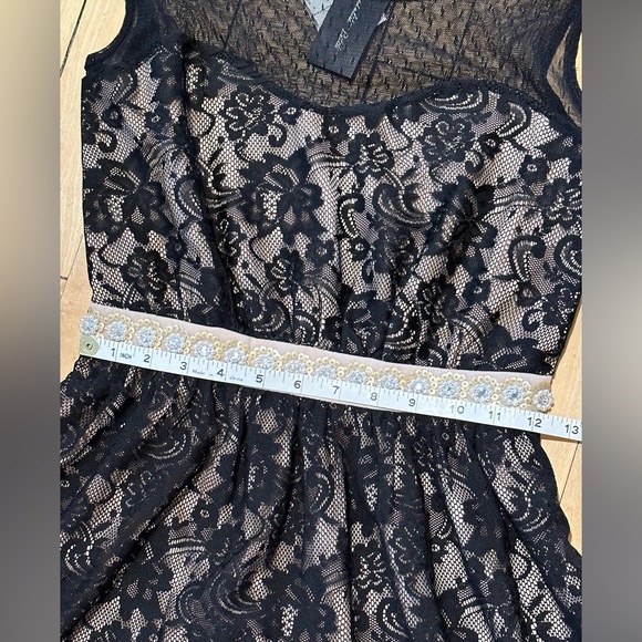Candalite Petite Lace Dress Size Small - Picture 8 of 9